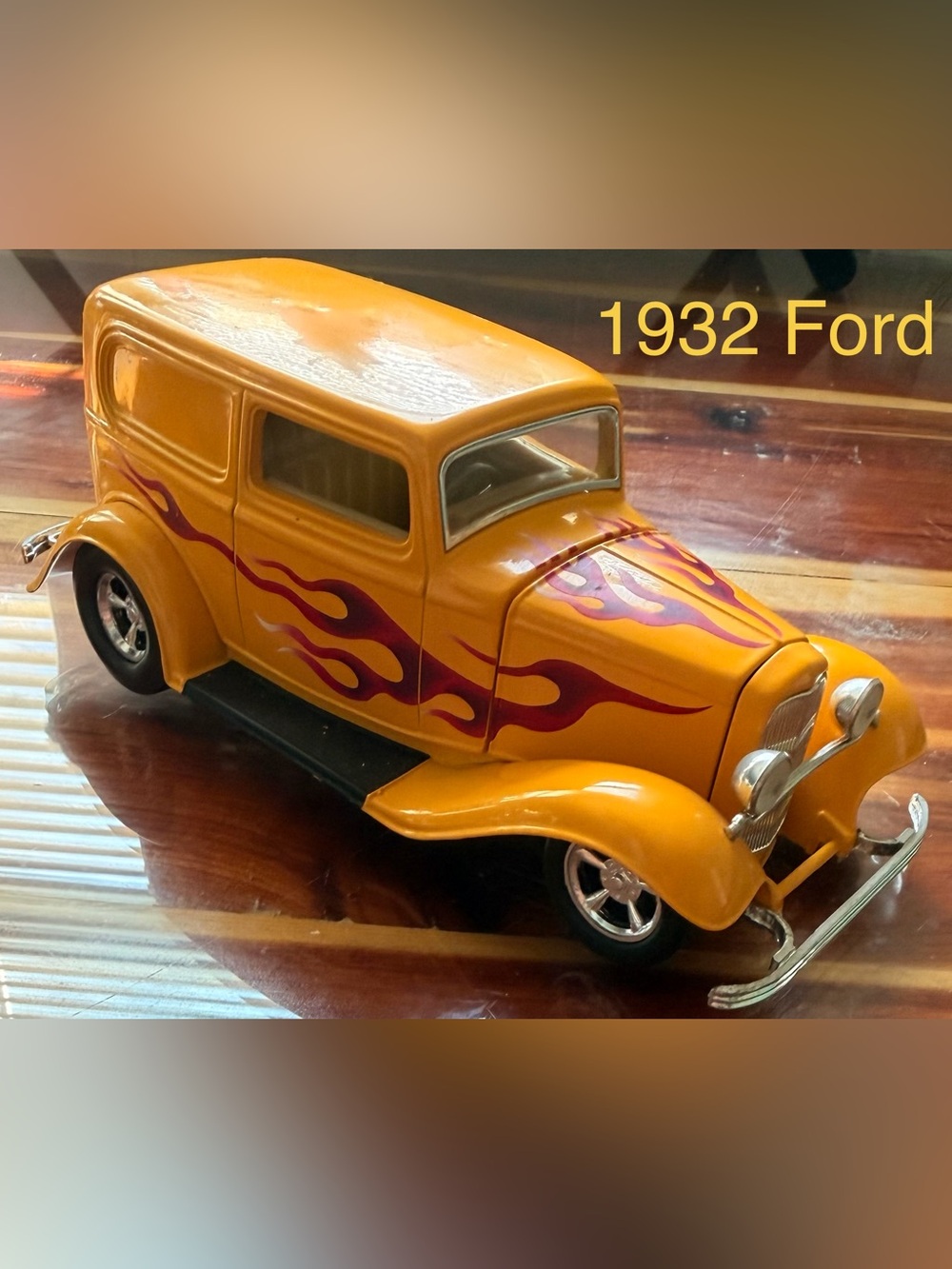 Yellow Flame Classic Toy Car for Kids - Retro 1932 Style